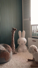 groene houten wandpanelen voor de woonkamer, slaapkamer, eetkamer, keuken, kantoor, bedrijfsruimte, hotel, restaurant, kinderkamer. Ook geschikt voor interieur designers en binnenhuisarchitecten