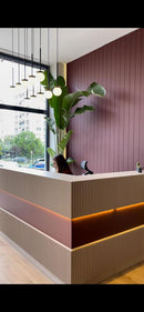 Rode houten wandpanelen voor de woonkamer, slaapkamer, eetkamer, babykamer, kinderkamer, kantoor, bedrijfsruimte, hotel 