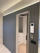 grijze houten wandpanelen voor de woonkamer, slaapkamer, eetkamer, babykamer, kinderkamer, kantoor, bedrijfsruimte, hotel 